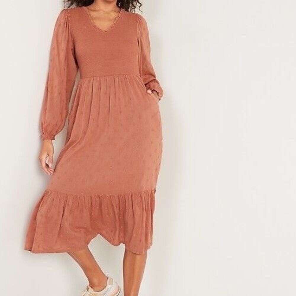 Old Navy Cotton Blend Long Sleeve Fit & Flare Smocked Clip-Dot Midi Dress Sz M